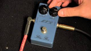 Vintage MXR Blue Box Guitar Effects Pedal Demo [upl. by Aihseyn]