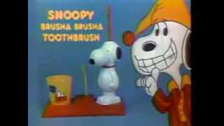 80s Ads Snoopy Busha Brusha Toothbrush from Hasbro [upl. by Blas143]