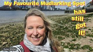 So Many Favourite Finds A Perfect Mudlarking Outing on the River Thames in My Old Favourite Spot [upl. by Kalasky53]