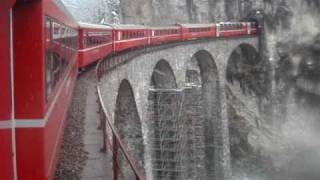 Landwasser Viadukt Rhätische Bahn [upl. by Renie]