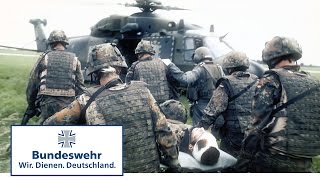 Jobporträt Rettungsassistentin im Sanitätsdienst der Bundeswehr [upl. by Phina]