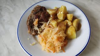 Jak doprawić surówkę z kiszonej kapusty  Homemade sauerkraut salad for dinner  przepisTV [upl. by Miquela]