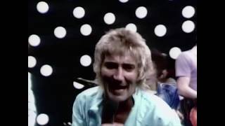 Rod Stewart  She Wont Dance With Me Official Video [upl. by Uke]