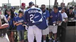 Clayton Kershaw Signing Autographs at Camelback RanchDodgers Spring Training 2012 March 16 [upl. by Nnayt]