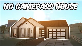 BUILDING A NO GAMEPASS HOUSE IN BLOXBURG [upl. by Esther]