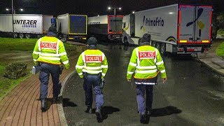 POLIZEIKONTROLLE auf der AUTOBAHN  REPORTAGE  18 Promille am Steuer AUTOBAHNPOLIZEI KARLSRUHE [upl. by Reivazx662]