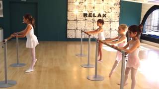 Cours de danse Classique enfants à Aupra Dance [upl. by Anierdna]