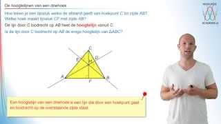 Driehoeken  De hoogtelijnen van een driehoek  WiskundeAcademie [upl. by Nylaehs]