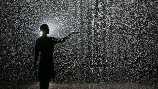 Barbicans Rain Room its raining but you wont get wet [upl. by Lohman92]