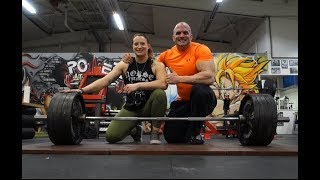 Strongwoman SUNNY stärker als jeder Mann   DEADLIFT 2334 KG [upl. by Adyol]