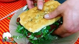 FOCACCIA SUPER CON BRESAOLA RUCOLA SCAGLIE DI PARMIGGIANO E  FoodVlogger [upl. by Petula266]