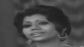 Runa Laila  Mera Babu Chail Chabila Original [upl. by Behl269]