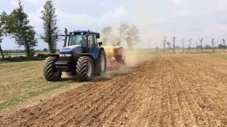 NEW HOLLAND TM155 VADERSTAD RAPID 300s [upl. by Atsirhcal207]