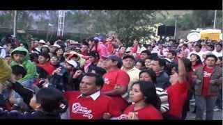 BANDA ORQUESTA SHOW FILARMONICA LLIPA ENTRANDO ALA PLAZA DE ARMAS DE HUAYLAS ANCASH 2012 [upl. by Eirellav]