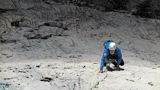 Pico Urriellu Naranjo de Bulnes Cara Este vía Amistad con el Diablo [upl. by Caresa]