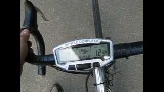 Sunding SD558A electronic bicycle computer speedometer action video [upl. by Sup]