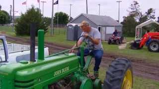 1945 John Deere A Ray Kohouts Antique tractor pull June 2013 [upl. by Janot]