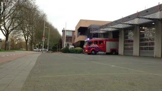 Uitruk brandweer Ridderkerk naar automatisch brandalarm [upl. by Dorothi]