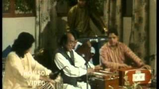 Mehdi Hassan sings and Ahmad Faraz reads Ranjish hi sahi [upl. by Marne]