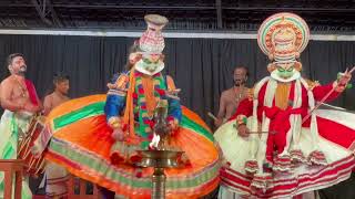 Kathakali Krishna amp Arjuna  Kurukshethra Peesappilly Rajeevan Kala Vysakh [upl. by Nnayllehs735]