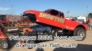 PULLTOWN 2022 Thursday Highlights of TWD class Bowling Green Tractor Pulls [upl. by Sadler]