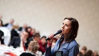 Making a Speech Powerful amp Persuasive  Public Speaking [upl. by Flanna]