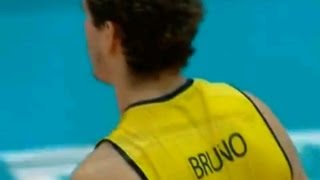 Bruninho bloqueio simples no argentino Romanutti [upl. by Vivyanne878]