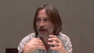 Interview with Robert Carlyle of Stargate Universe at ComicCon 2010 [upl. by Reinert]