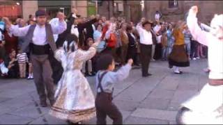 Portuguese traditional folk dance [upl. by Lacim]