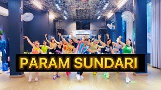 Param Sundari Dance  Bollywood Zumba  Kriti Sanon  Mimi  Pankaj Tripathi  Dance Workout  VDF [upl. by Alyakim]