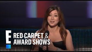 PCA 2010 Alyson Hannigan Wins for Favorite TV Comedy Actress  E Peoples Choice Awards [upl. by Licht]