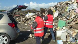 I ricordi dei pratesi trasformati in rifiuti dallalluvione [upl. by Nawoj]