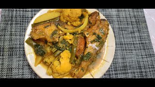 কালি বাউস মাছ রান্নার সবচেয়ে সহজ রেসেপি।। Kali Baush Fish Curry easy recipe with Cauliflower [upl. by Neeven780]