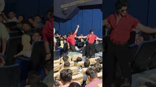 Zindabanda Song Dance At Thetre Part 1 thetrereaction IbrahimQadri RedChilliesEntertainment [upl. by Dever]