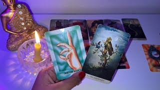 TAROT ðŸ’•SE PREPARA ESSA PESSOA VAI TE SURPREENDER COM ESSA ATITUDE [upl. by Keeton]