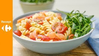 Koude pastasalade met gerookte zalm [upl. by Yknarf]