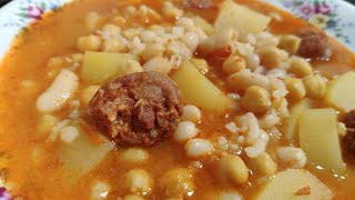 Potaje de habichuelas blancas y garbanzos con chorizo y arroz 🧅🍅 [upl. by Ycnej]