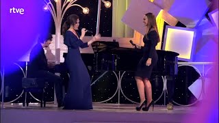 Mónica Naranjo en la Gala Especial de Malú  24 Diciembre Anuncio [upl. by Sabella]