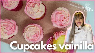 RECETA CUPCAKES FÁCILES DE VAINILLA  húmedos y esponjosos  decoración con Buttercream [upl. by Lebama]