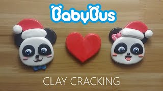 Christmas BabyBus kiki and miu miu clay cracking 크리스마스 베이비버스 키키 묘묘 점토 부수기 [upl. by Beniamino990]