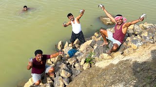 নদীতে জলে ডুবে মাছ ধরা  Ancient river fishing technique  fishing amp cooking  village cooking vlog [upl. by Lipman]