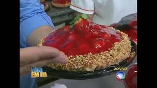 Aprenda a fazer uma deliciosa torta de morango Receitas [upl. by Dett]