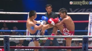 Muay Thai  Muangthai vs Yodlekpet เมืองไทย vs ยอดเหล็กเพชร Lumpini Stadium Bangkok 5517 [upl. by Parhe]