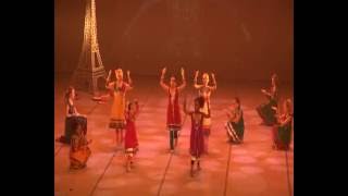 Barso Re  Bollywood Kids  Danse indienne Bollywood enfants [upl. by Therine]