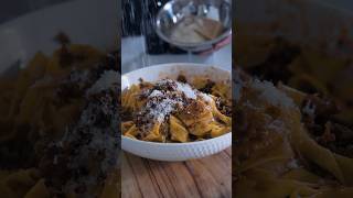 Ragù bolognese with ribbons of pappardelle 🇮🇹🤌 RECIPE in description bolognese ragubolognese [upl. by Worl]