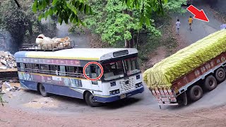 APSRTC Bus Driver Taking Risk With Passengers On Dangerous Hairpin Bend Bus Driving  Bus Market [upl. by Reseda513]