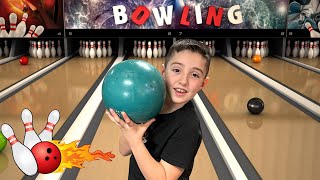 Bowling for Kids  Explore a Bowling Alley  Ten Pin Bowling for Kids  Indoor Game for Kids [upl. by Oneal182]