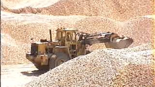 Volvo Caterpillar Loading Shovel  Marine Aggregate Yard Shoreham England UK [upl. by Crawley973]