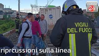 Incidente al Domodossola Milano prolungate riprcussioni sulla linea [upl. by Ennylhsa]