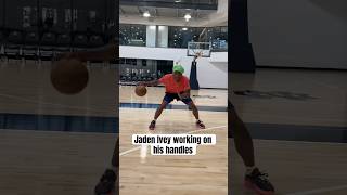 Jaden Ivey is working on his handles this offseason detroitpistons detroitbasketball jadenivey [upl. by Millie]